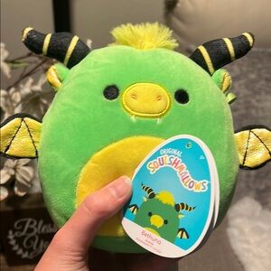 Squishmallows Bethune the dragon! 🐉
